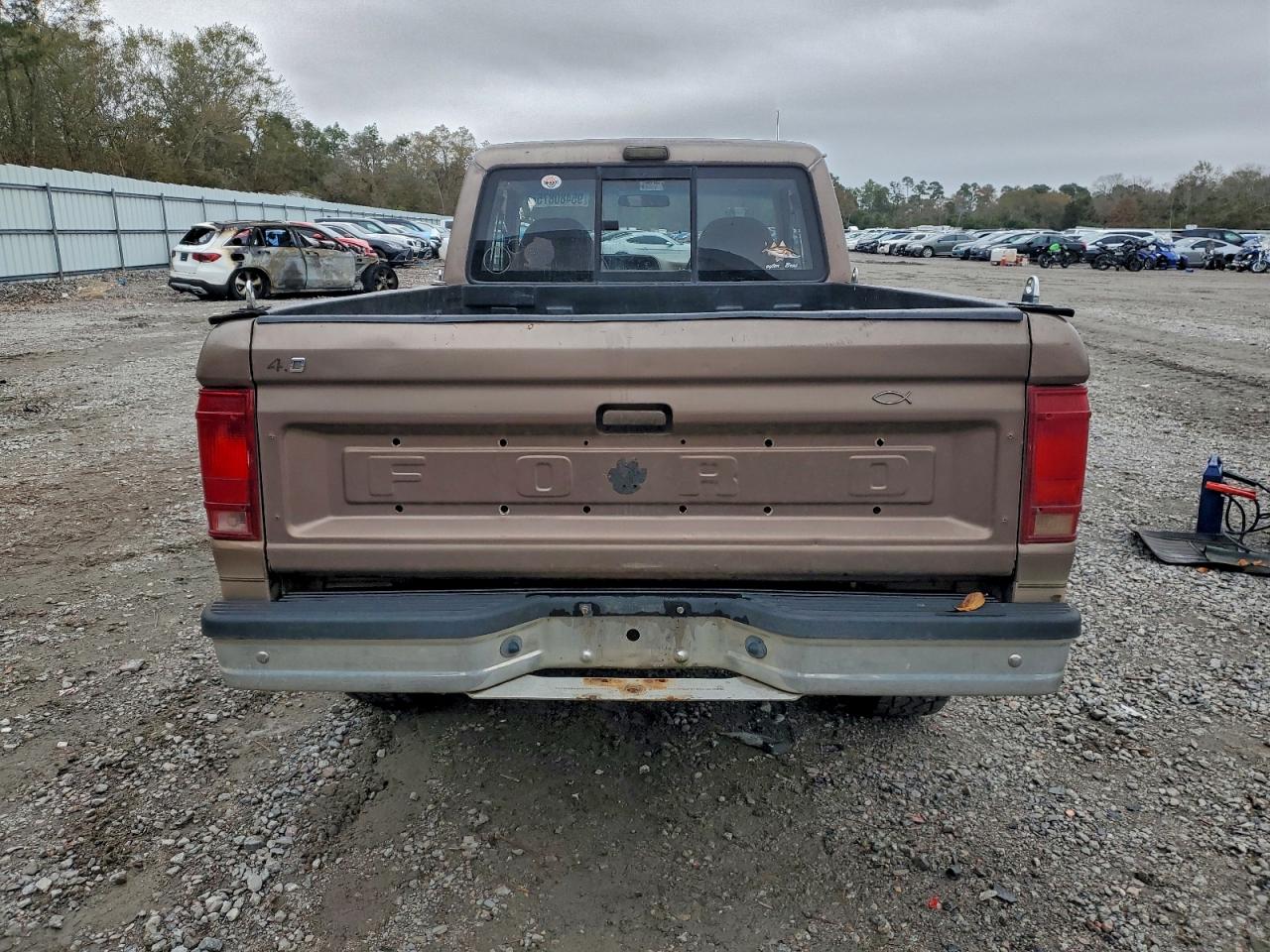 Ford Ranger Super Cab Image 5