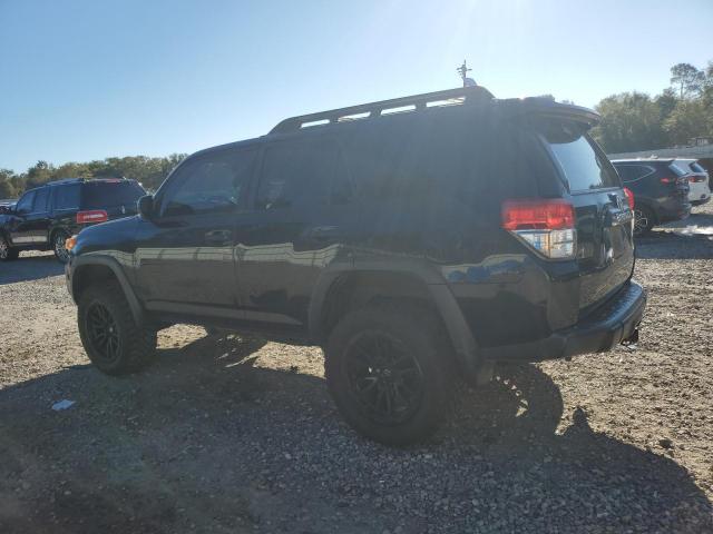 Toyota 4Runner Sr5 Image 3