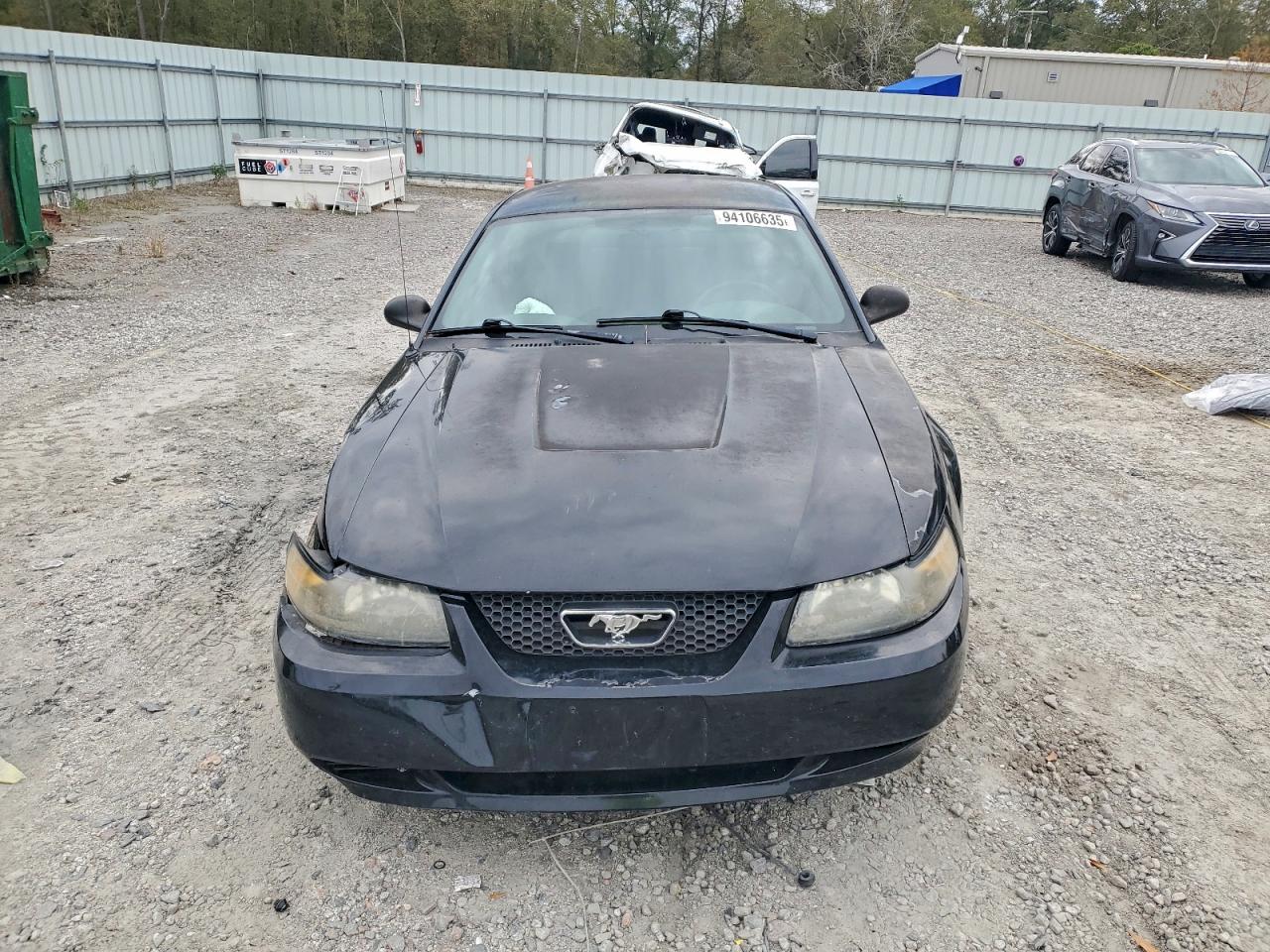 Ford Mustang Image 7