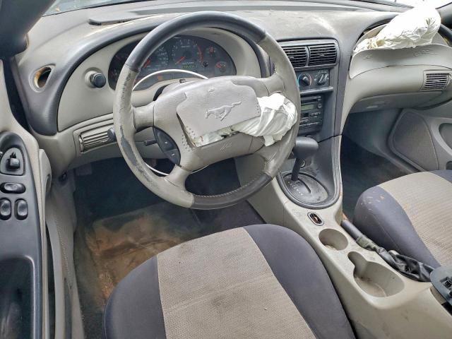 Ford Mustang Image 5