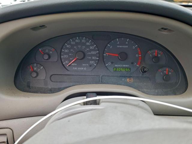 Ford Mustang Image 6