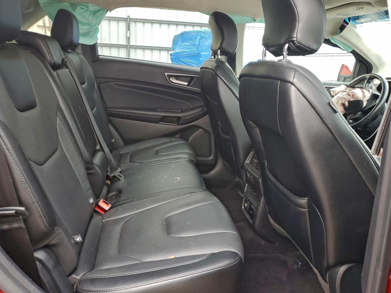 Ford Edge Titanium Image 7