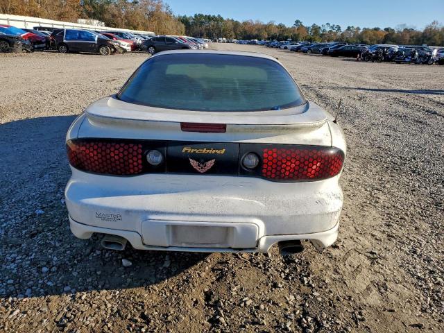 Pontiac Firebird Image 4
