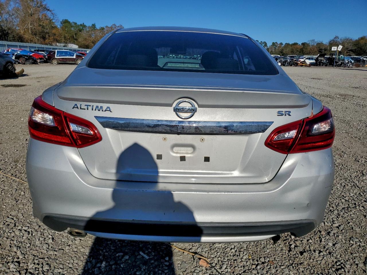 Nissan Altima 2.5 Image 5