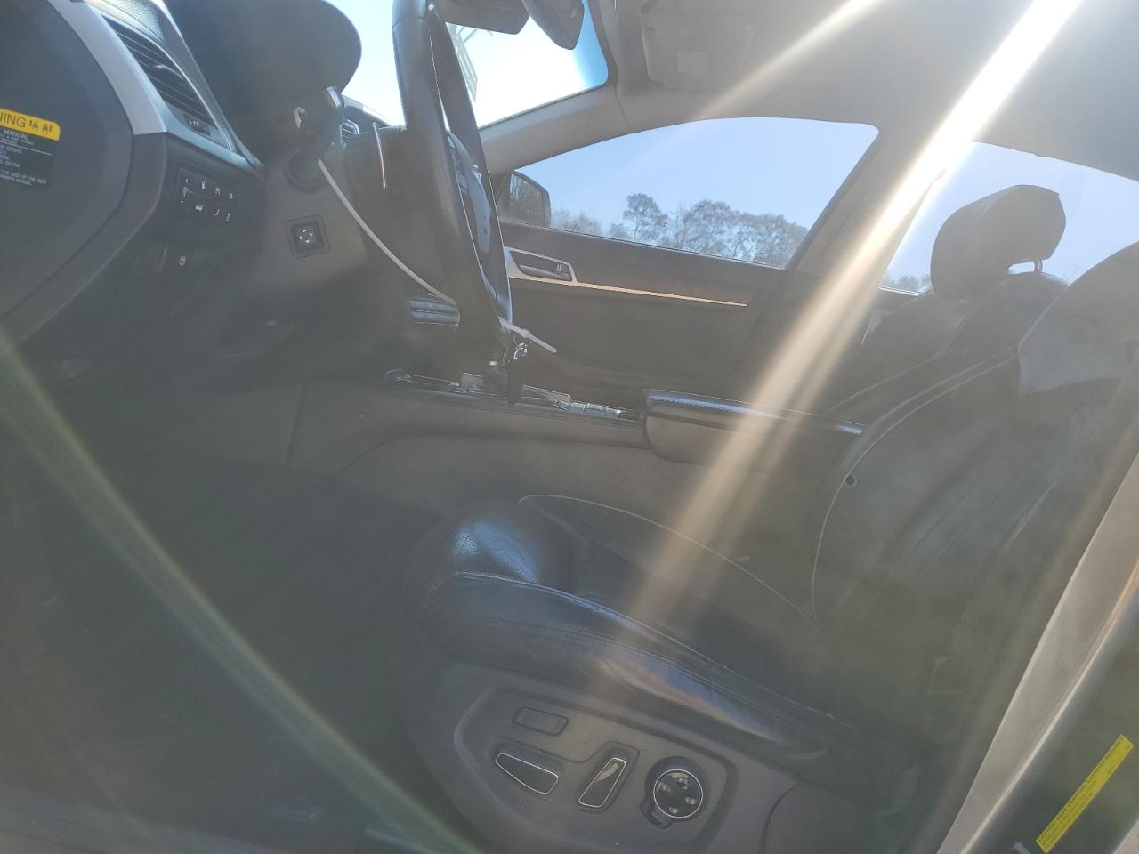 Hyundai Genesis 5.0l Image 7