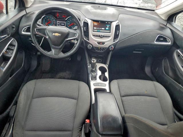 Chevrolet Cruze Ls Image 2
