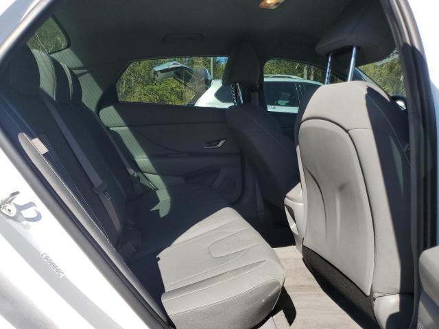 Hyundai ELANTRA Sel Image 4