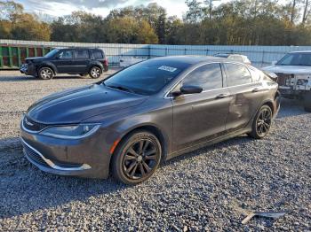  Salvage Chrysler 200