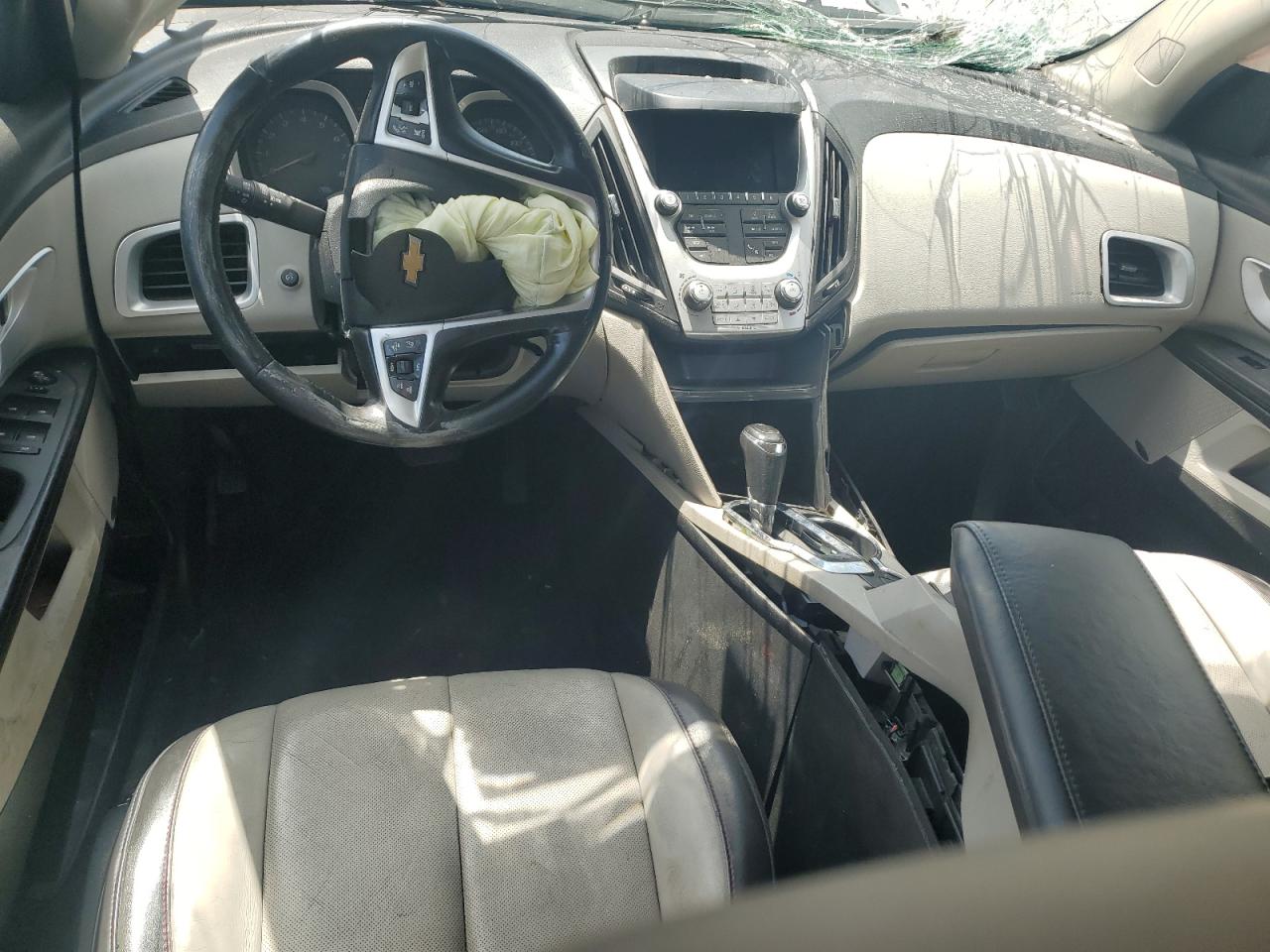 Chevrolet Equinox Premier Image 2