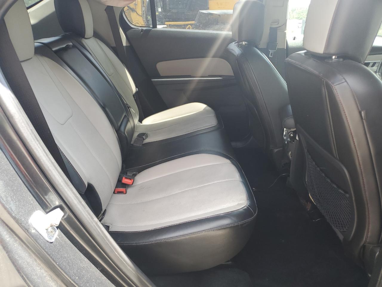 Chevrolet Equinox Premier Image 5