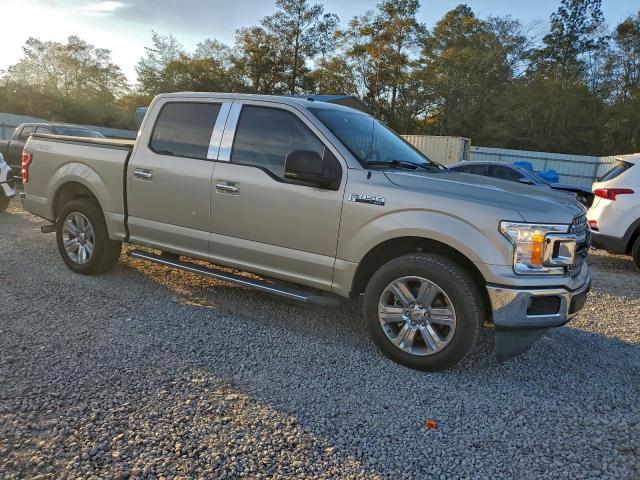 Ford F-150 Supercrew Image 12