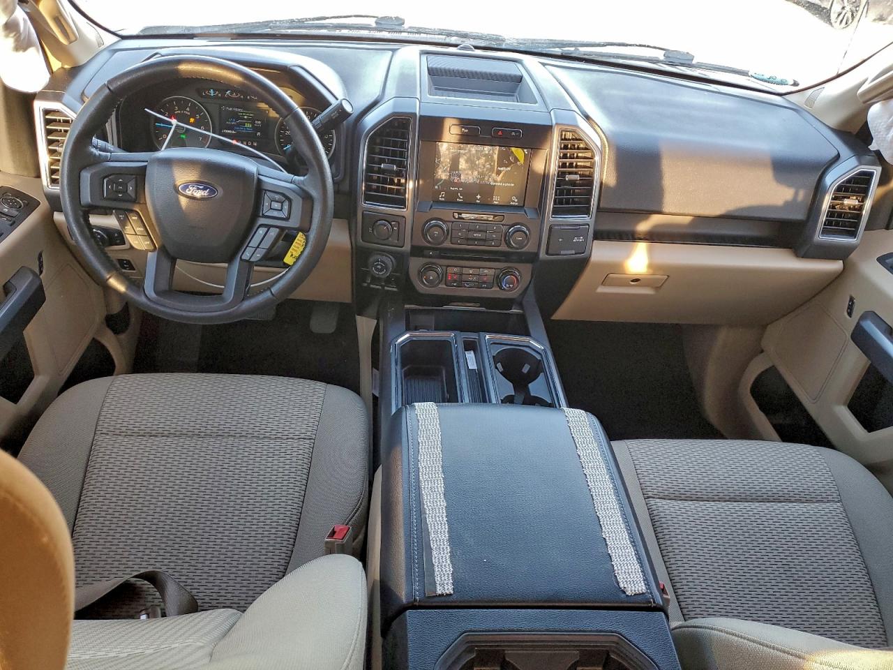 Ford F-150 Supercrew Image 5