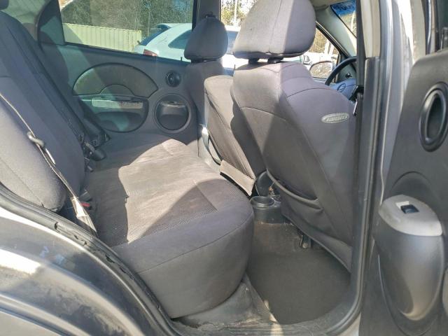 Chevrolet Aveo Lt Image 6