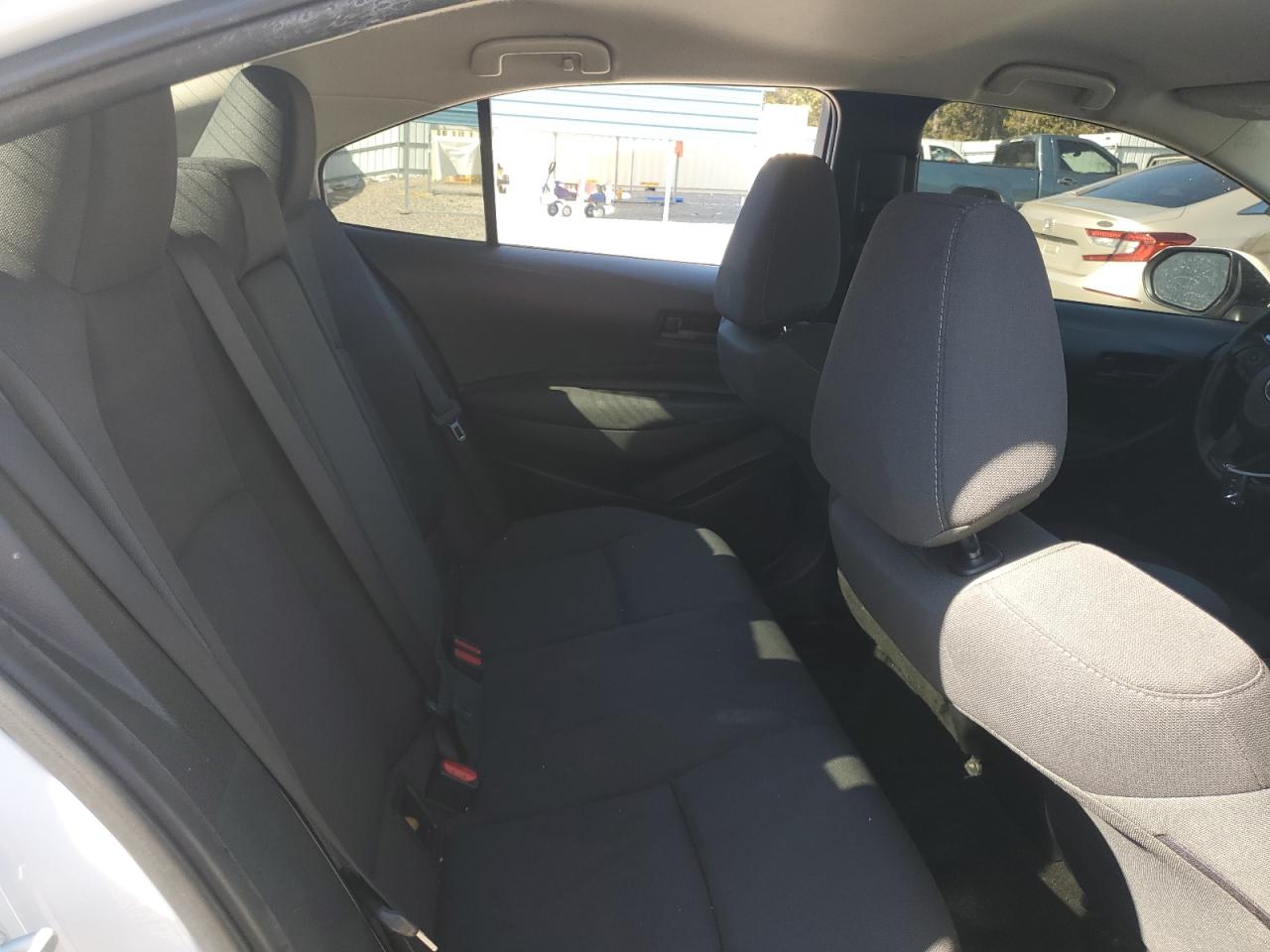 Toyota Corolla Le Image 7