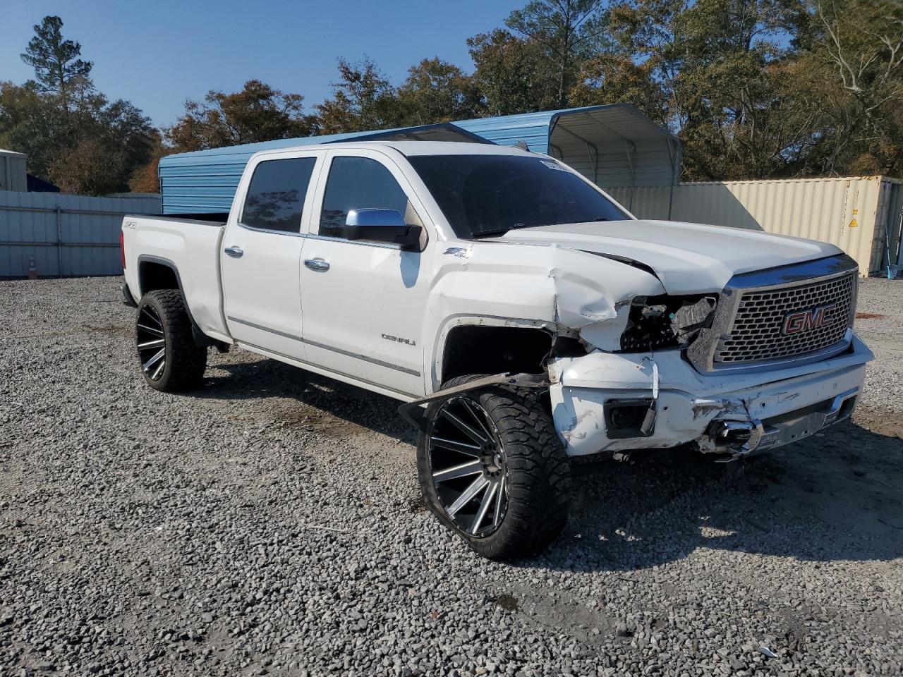 GMC Sierra K1500 Denali Image 11