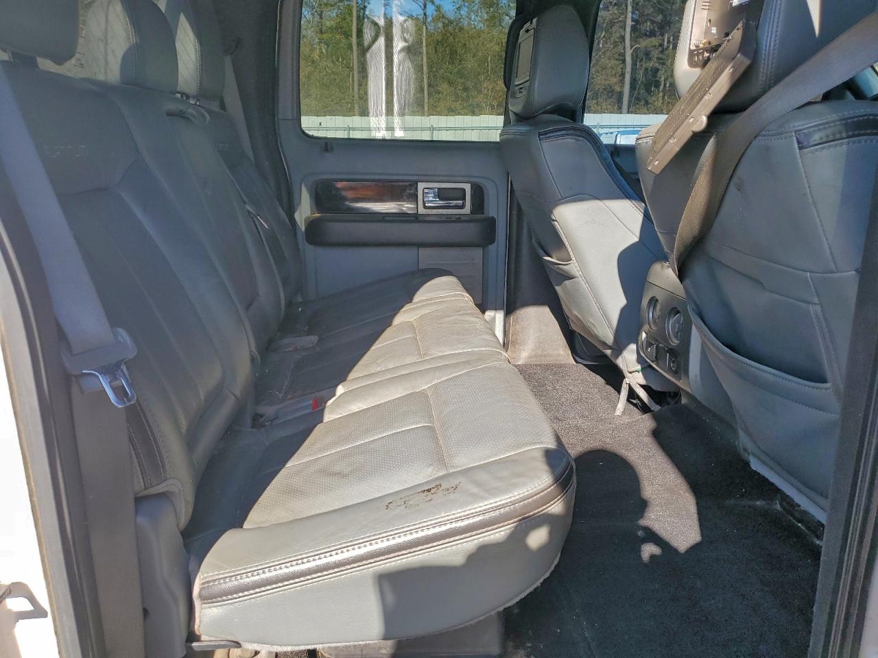 Ford F-150 Supercrew Image 11