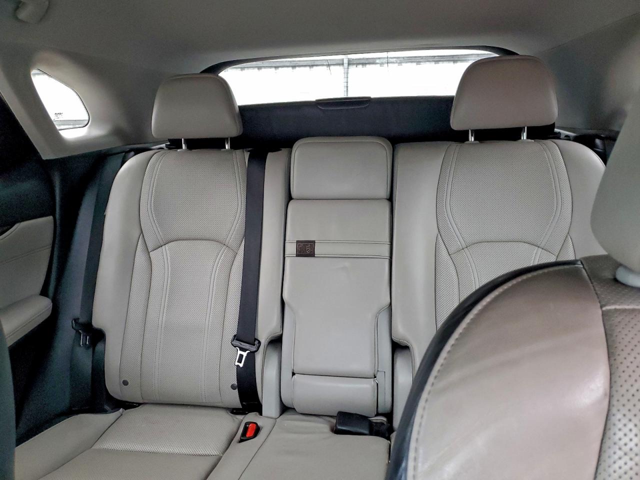 Lexus RX 350 Base Image 10