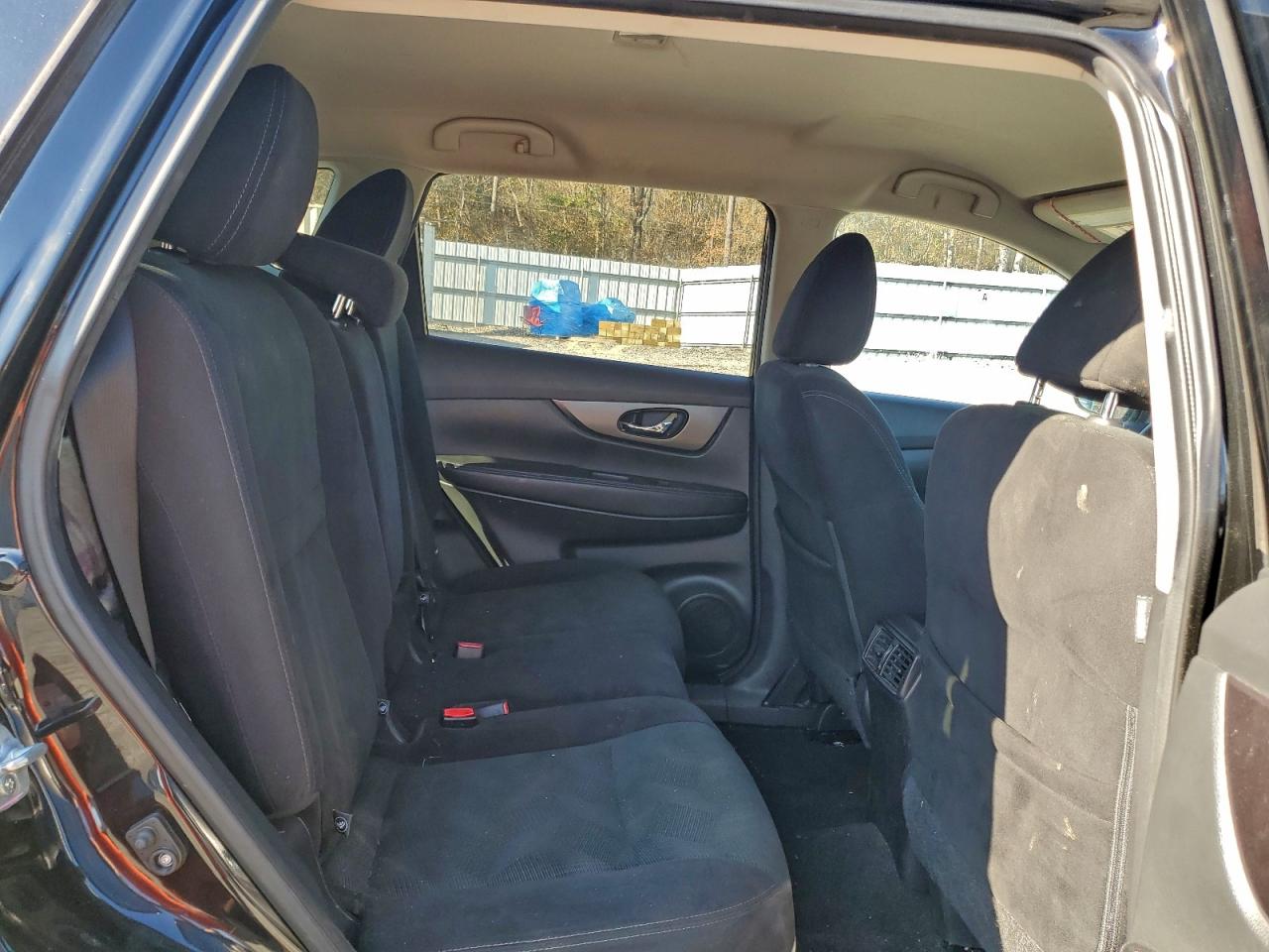 Nissan Rogue S Image 11