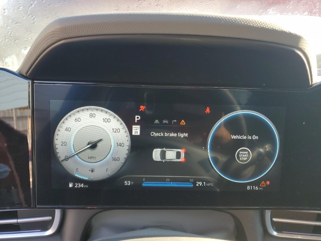 Hyundai ELANTRA Sel Image 4