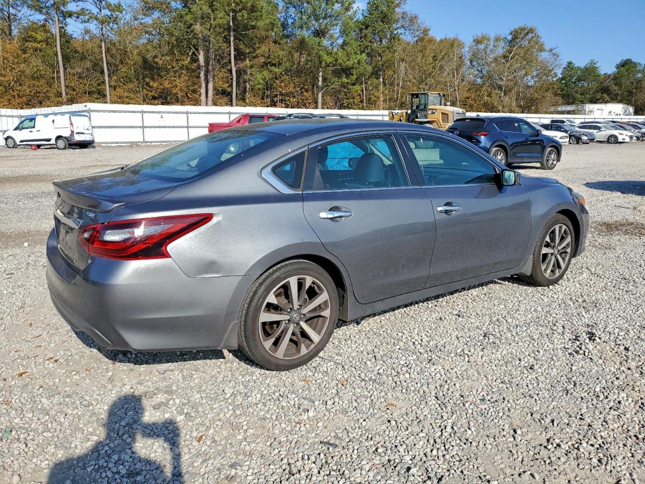 Nissan Altima 2.5 Image 5