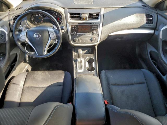 Nissan Altima 2.5 Image 6