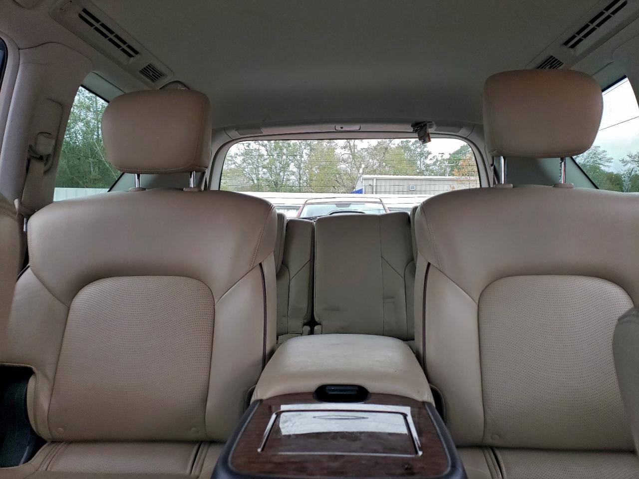 Nissan Armada Platinum Image 6