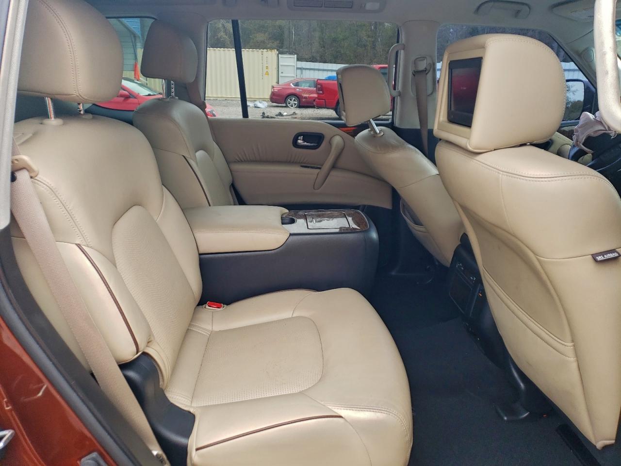 Nissan Armada Platinum Image 9