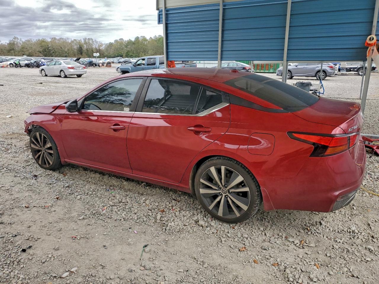 Nissan Altima Sr Image 11