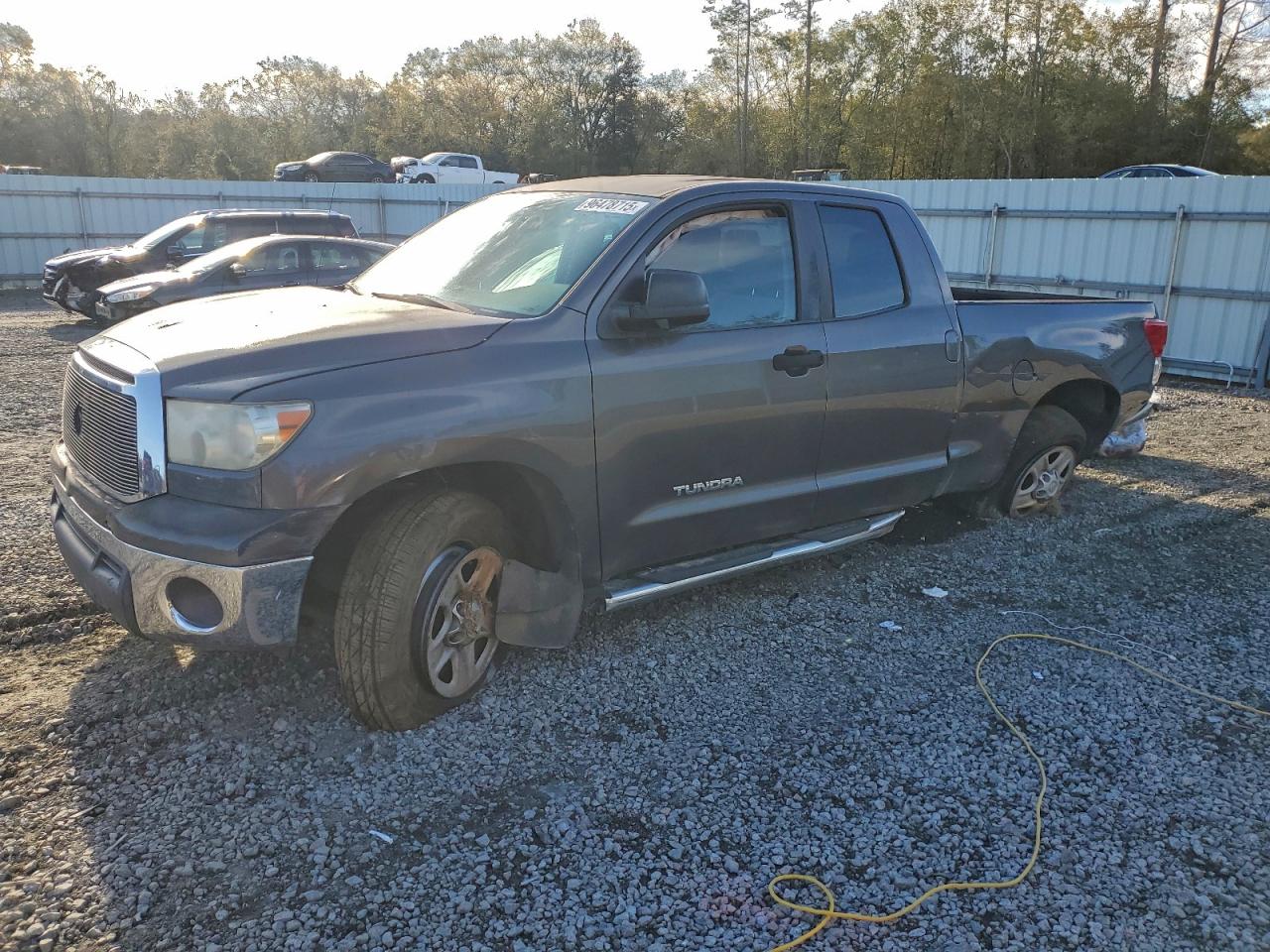 Toyota Tundra Double Cab Sr5 Image 1