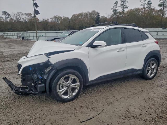  Salvage Hyundai KONA
