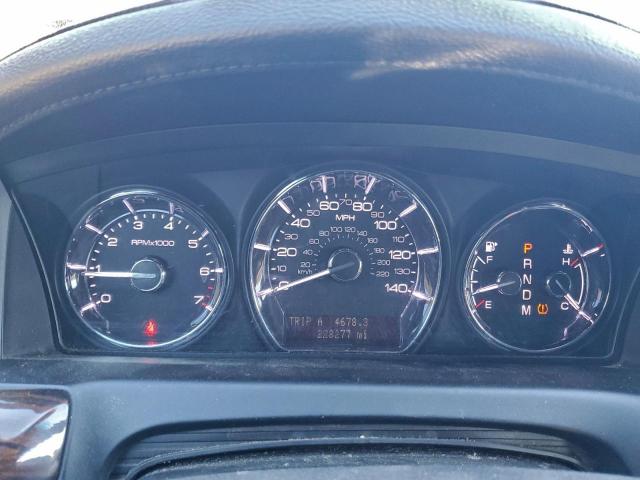 Lincoln MKS Image 10