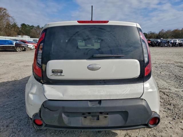 Kia Soul Image 2