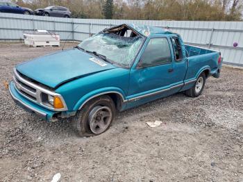  Salvage Chevrolet S-10
