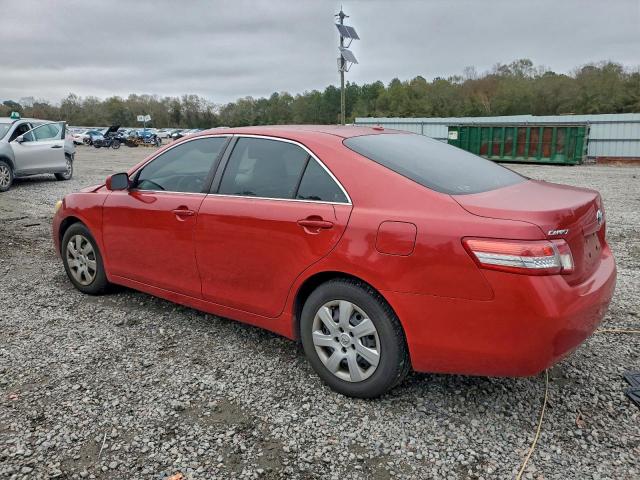 Toyota Camry Base Image 5