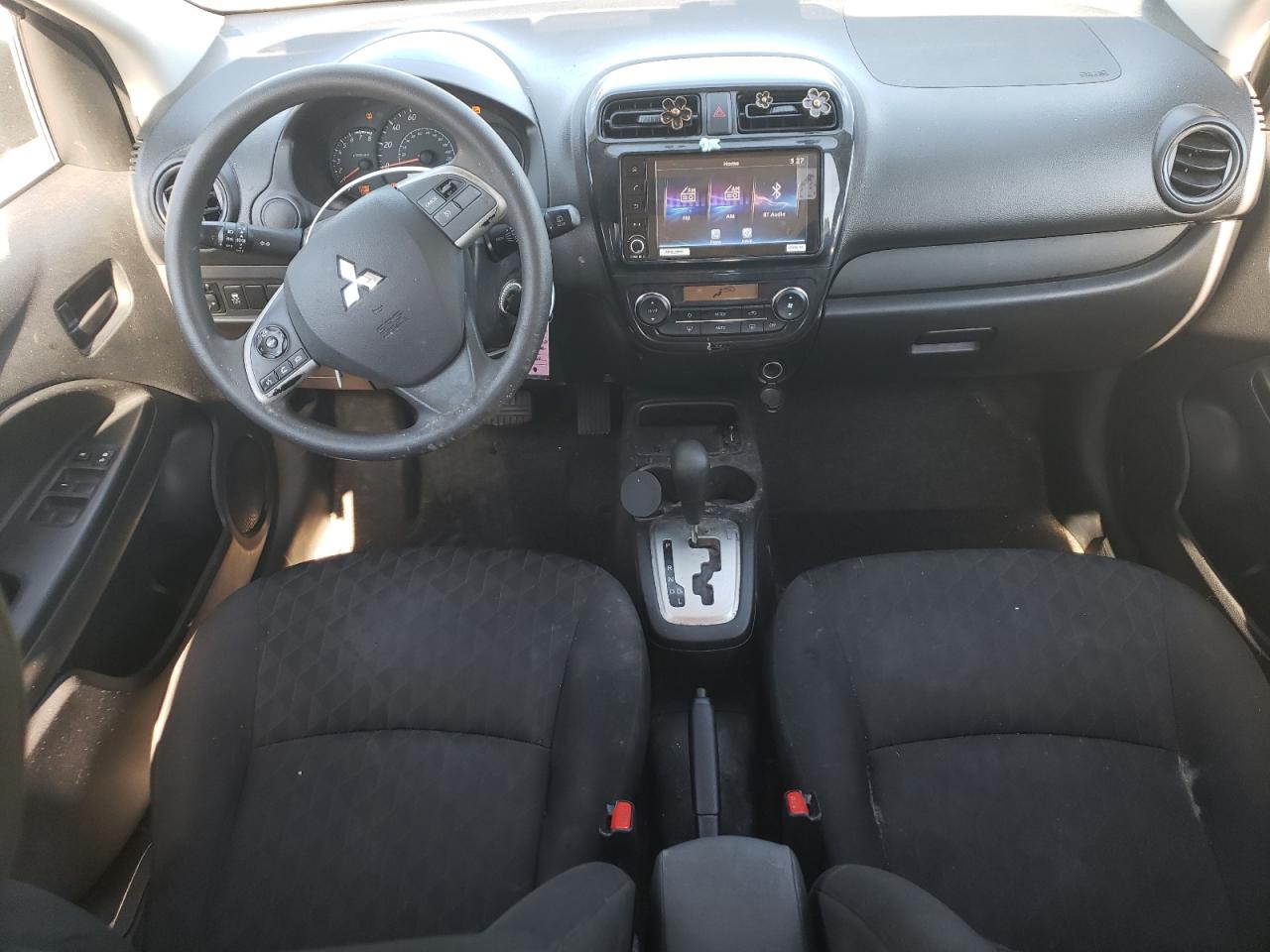 Mitsubishi Mirage Es Image 6
