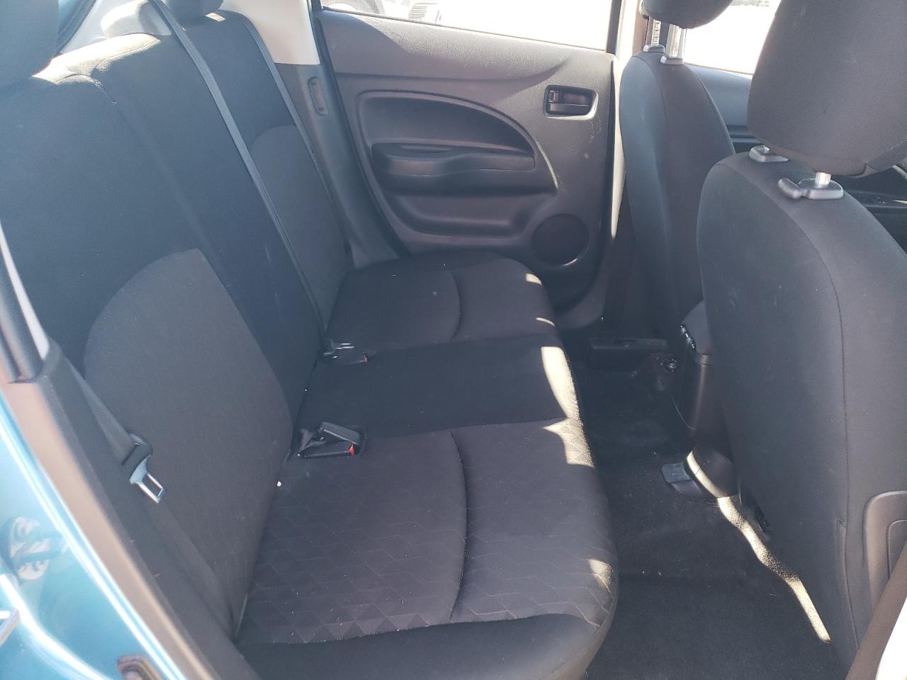 Mitsubishi Mirage Es Image 7