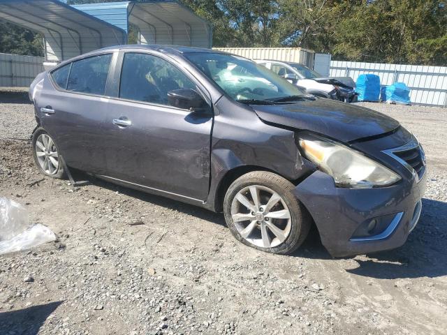 Nissan Versa S Image 3