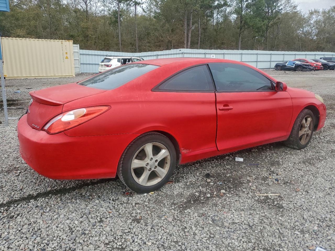 Toyota Camry Se Image 2