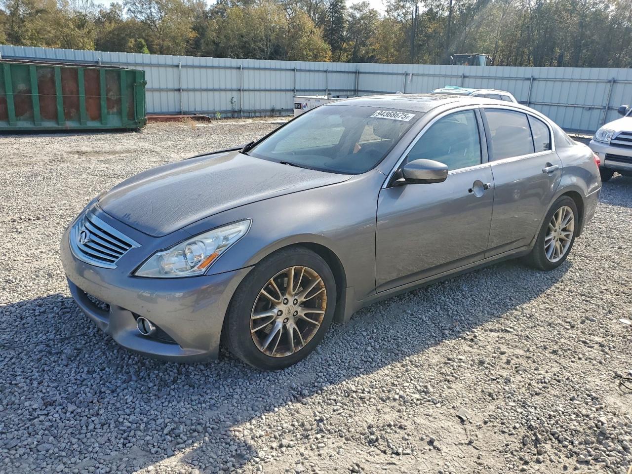 INFINITI G37 Base Image 1