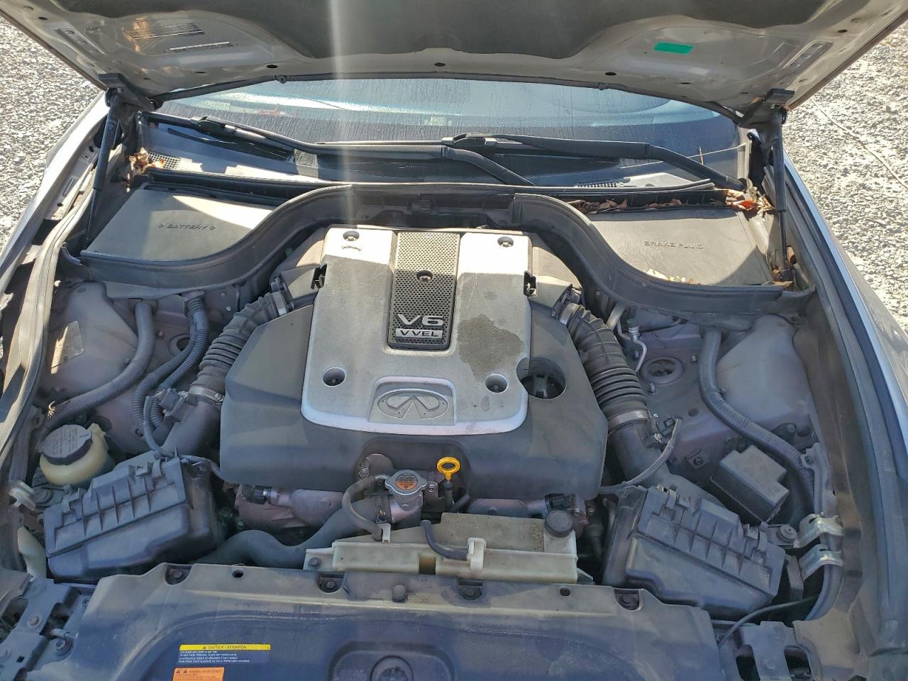 INFINITI G37 Base Image 11