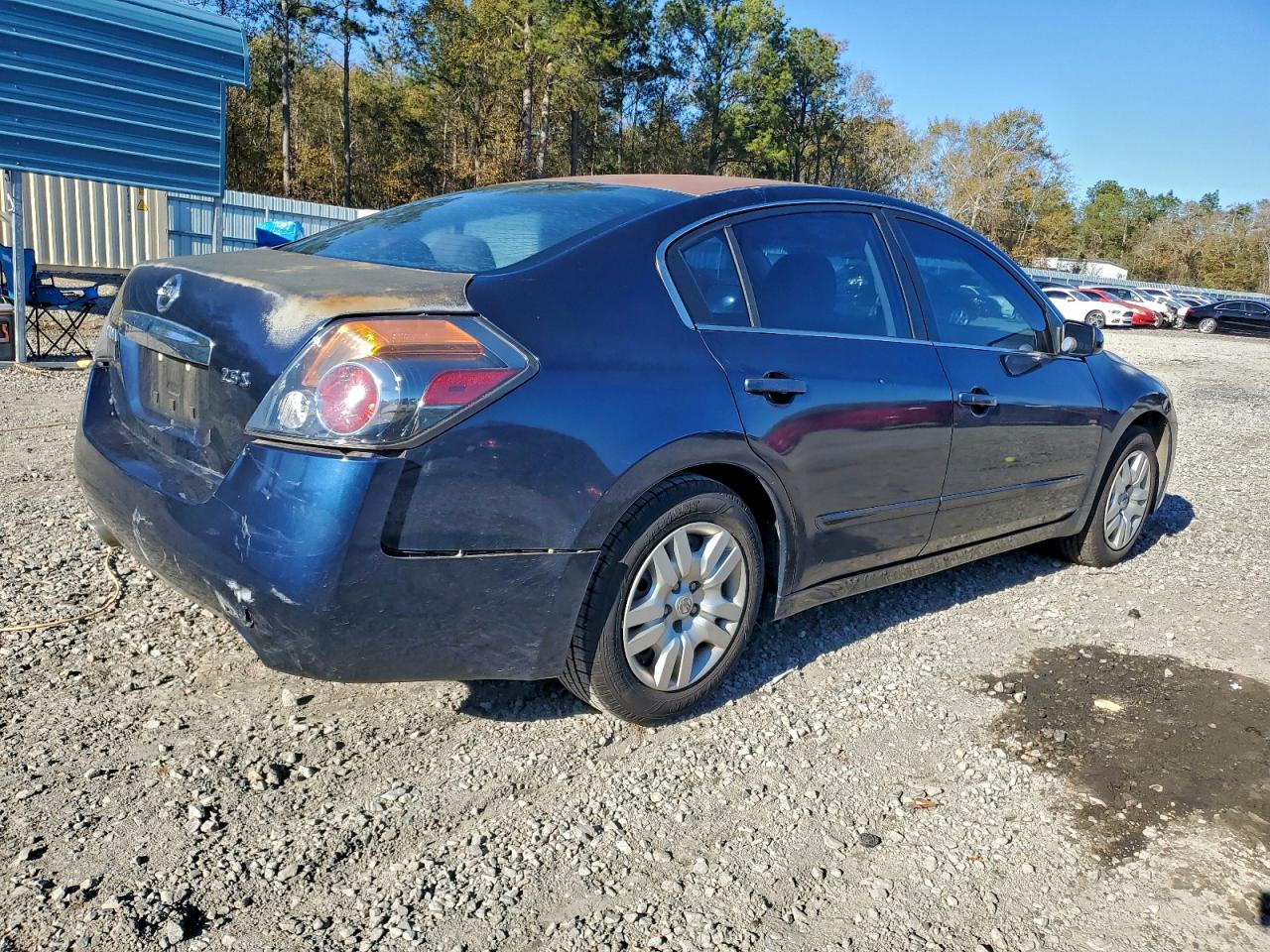 Nissan Altima Base Image 6