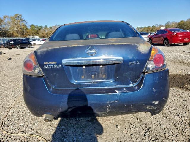 Nissan Altima Base Image 4