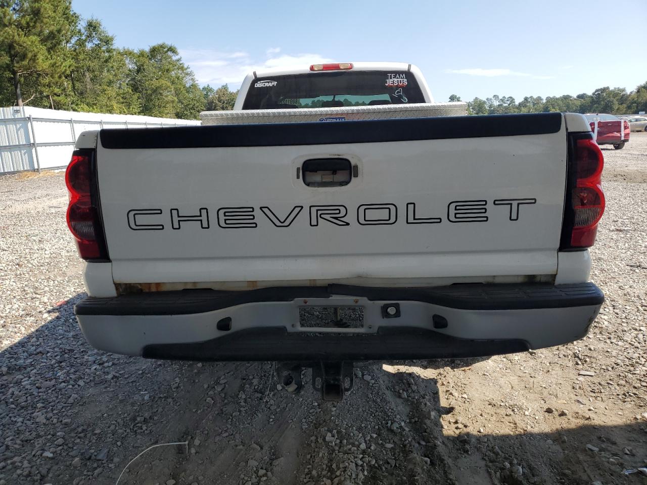 Chevrolet Silverado C1500 Classic Image 3