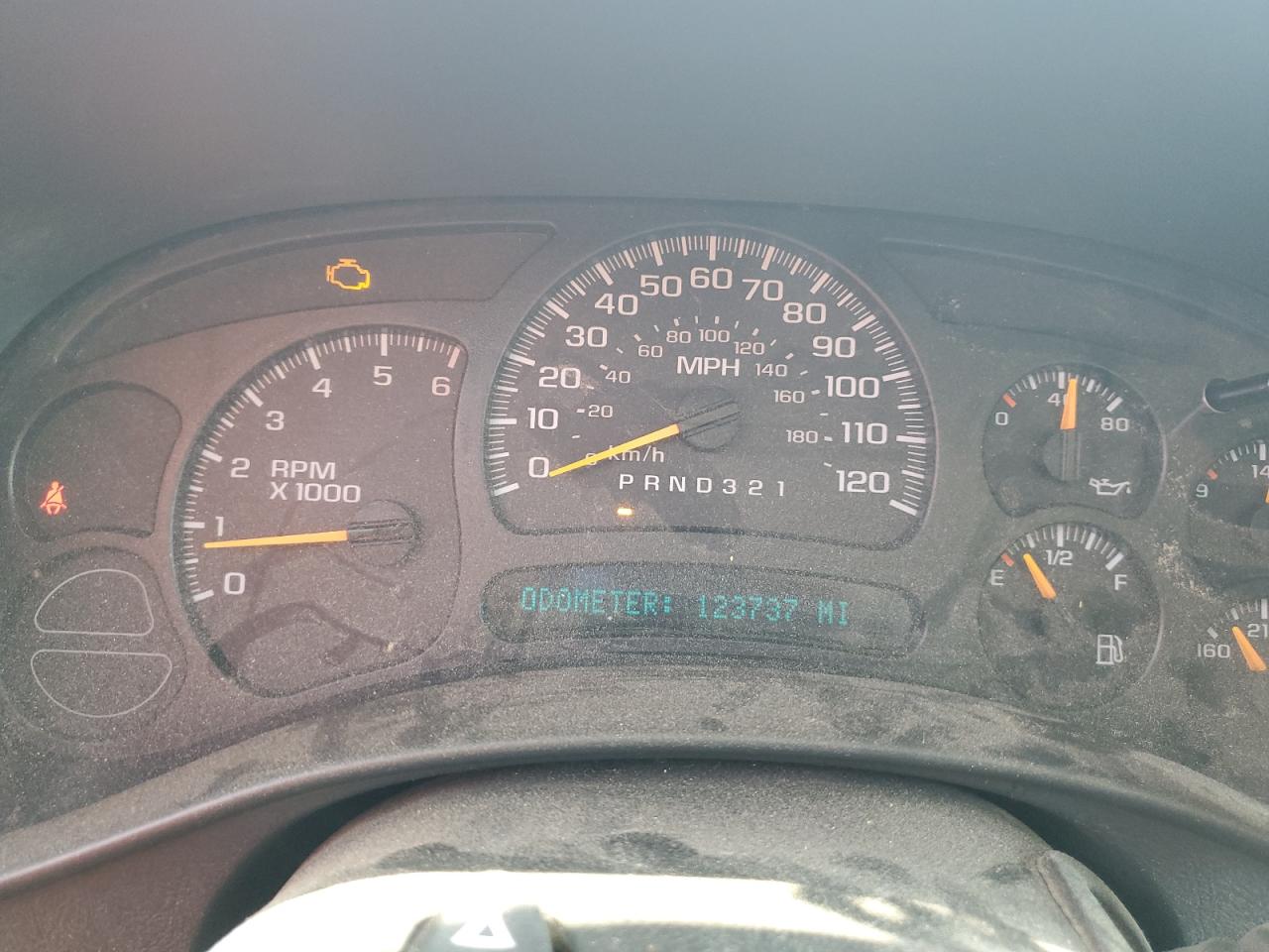 Chevrolet Silverado C1500 Classic Image 12