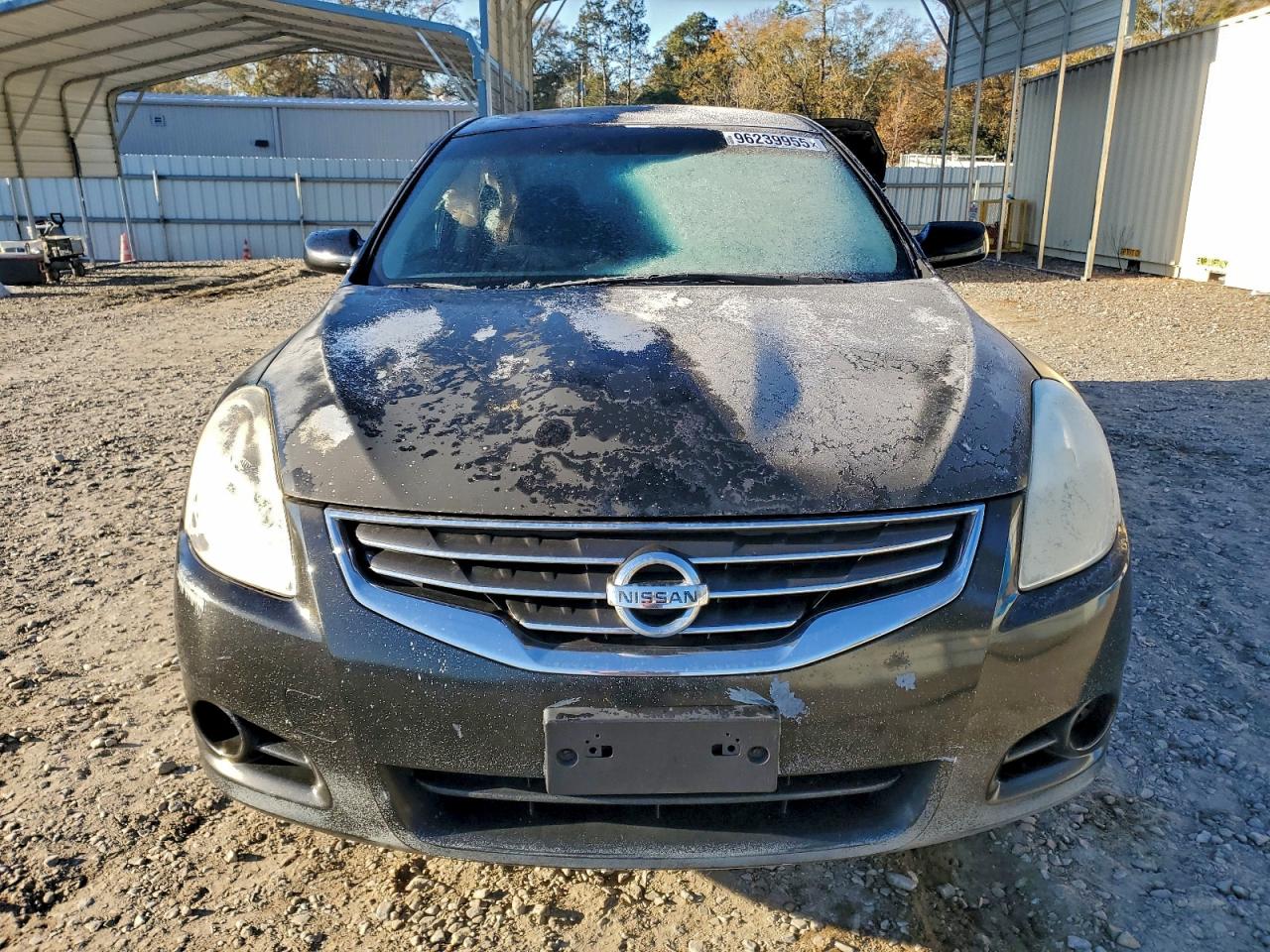 Nissan Altima Base Image 5