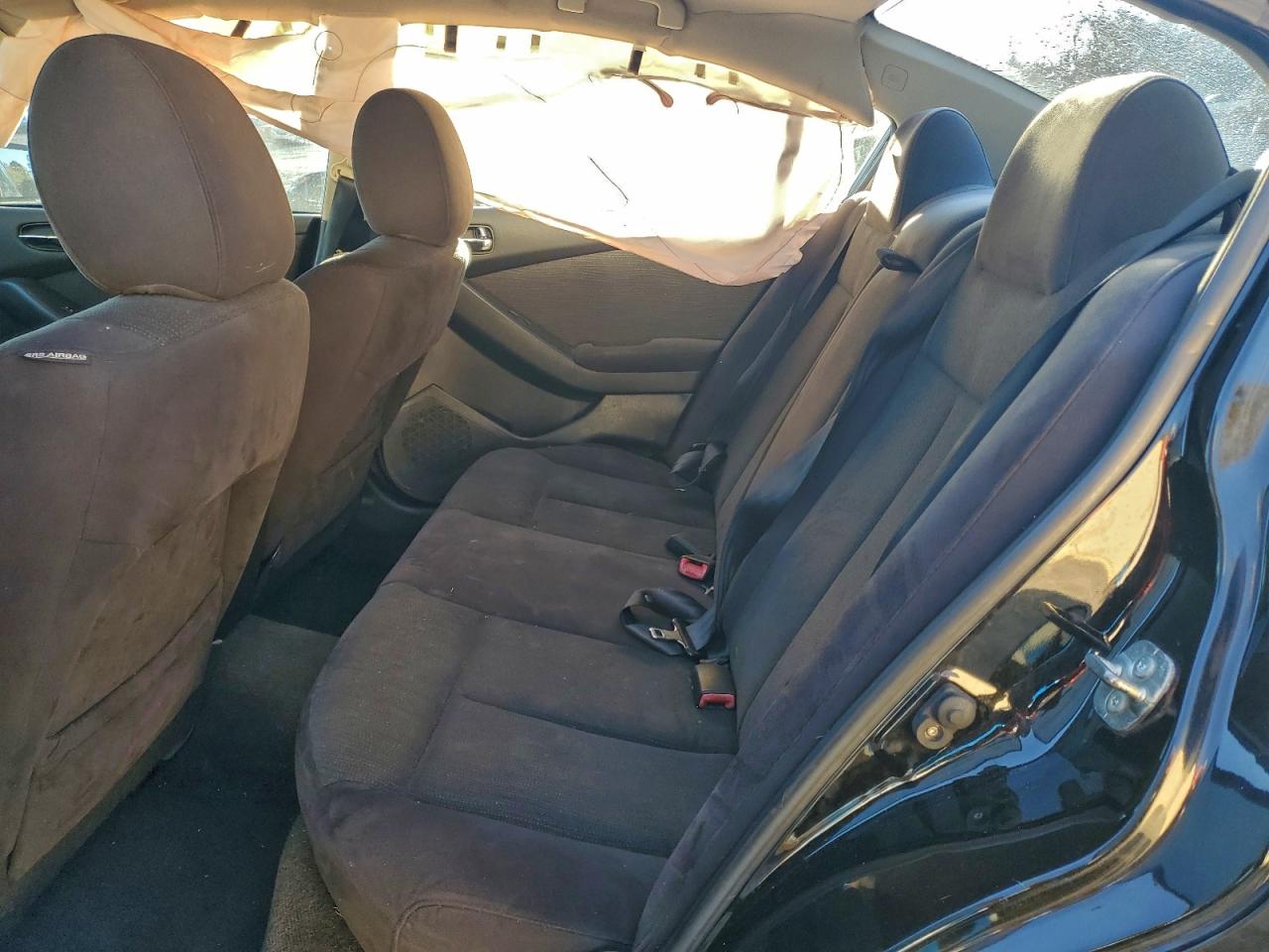 Nissan Altima Base Image 7