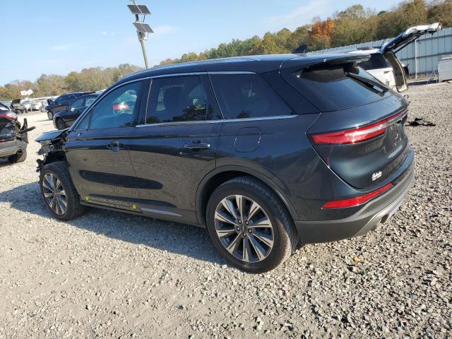 Lincoln Corsair Reserve Image 2