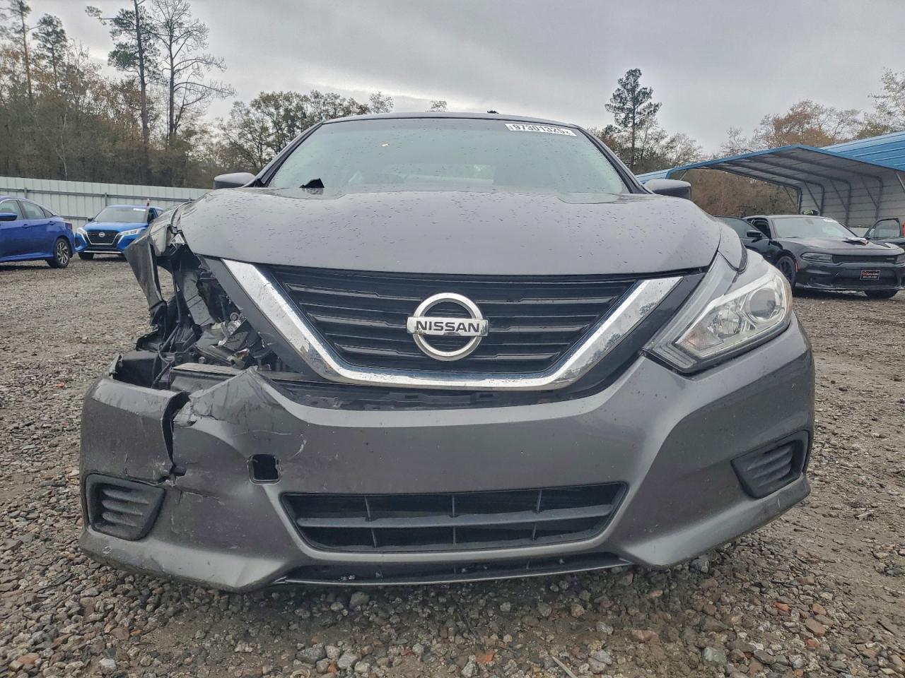 Nissan Altima 2.5 Image 4