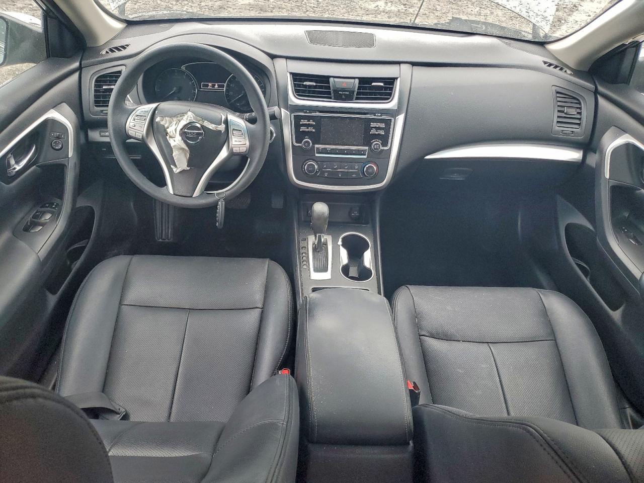 Nissan Altima 2.5 Image 7