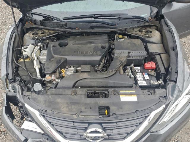 Nissan Altima 2.5 Image 11